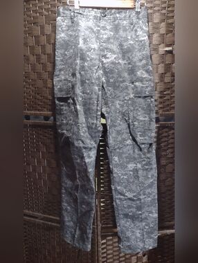 Rothco Brand Digital Camo Battle Dress Uniform (BDU) pants, 27-31/29.5-32.5